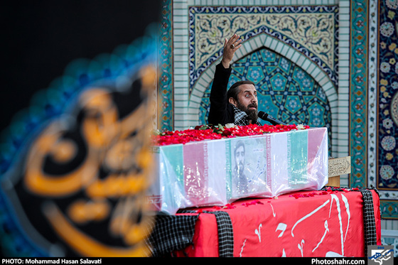 گزارش تصویری | مراسم وداع با پیکر شهید محسن حججی در حرم مطهر رضوی | عکس :محمد حسن صلواتی /شهرآرا
