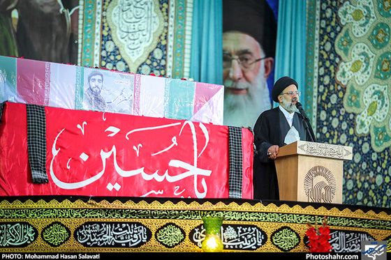 گزارش تصویری | مراسم وداع با پیکر شهید محسن حججی در حرم مطهر رضوی | عکس :محمد حسن صلواتی /شهرآرا