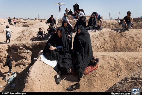 گزارش تصویری| مراسم عزاداری و تعزیه خوانی در روستای حصار سرخ | عکس: داوود بهگام شهرآرا