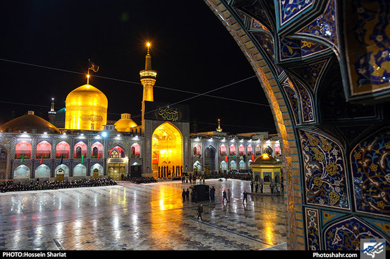 گزارش تصویری /آیین خطبه خوانی شب عاشورا در حرم مطهر رضوی /عکس : حسین شریعت/ شهرآرا