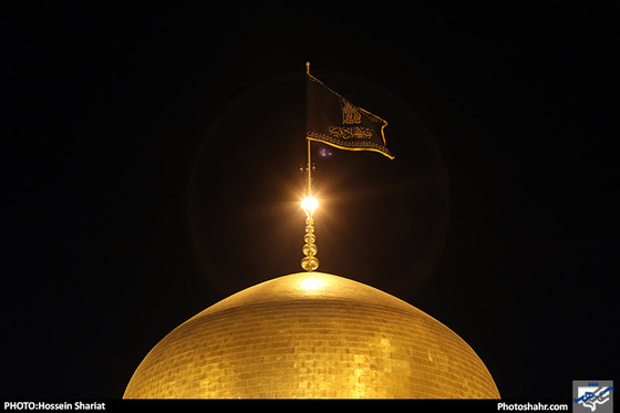 گزارش تصویری /آیین خطبه خوانی شب عاشورا در حرم مطهر رضوی /عکس : حسین شریعت/ شهرآرا
