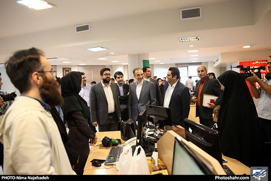 گزارش تصویری | بازدید قاسم تقی زاده خامسی شهردار مشهد از روزنامه شهرآرا | عکس: نیما نجف زاده / شهرآرا