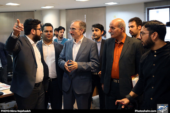 گزارش تصویری | بازدید قاسم تقی زاده خامسی شهردار مشهد از روزنامه شهرآرا | عکس: نیما نجف زاده / شهرآرا