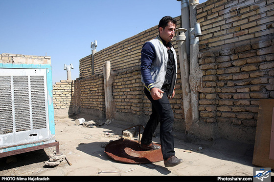 گزارش تصویری / پلمپ مراکز فروش مواد مخدر در حاشیه شهر / عکس : نیما نجف زاده /شهرآرا