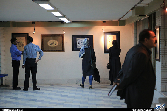 گزارش تصویری / نمایشگاه آثار خوشنویسی در نگارخانه میرک / عکس: سعید گلی /شهرآرا