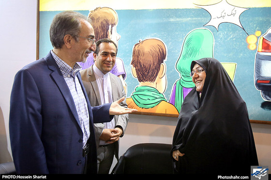 گزارش تصویری / بازدید تقی زاده خامسی شهردار مشهد از نمایشگاه مطبوعات/ عکس: حسین شریعت /شهرآرا