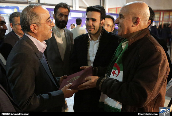 بازدید محمدرضا حیدری ریس شورای اسلامی شهرمشهد از نوزدهمین نمایشگاه کتاب / عکس: احمد حسنی / شهرآرا