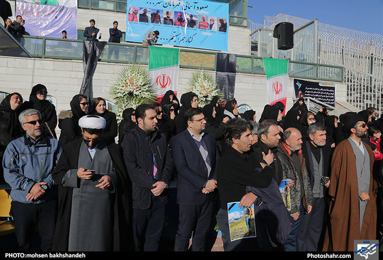 تشییع کوهنوردان خراسانی جان باخته‌ در بهمن اشترانکوه / عکس:محسن بخشنده / شهرآرا