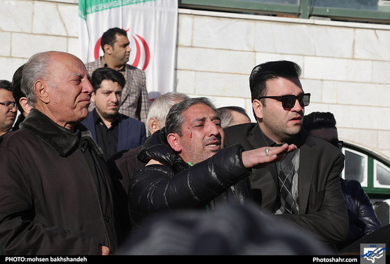 تشییع کوهنوردان خراسانی جان باخته‌ در بهمن اشترانکوه / عکس:محسن بخشنده / شهرآرا