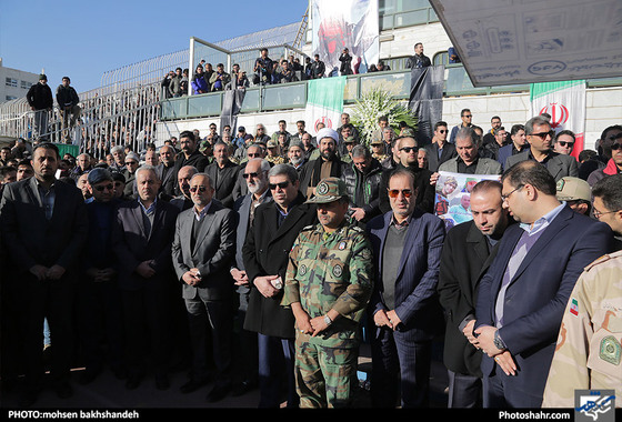 تشییع کوهنوردان خراسانی جان باخته‌ در بهمن اشترانکوه / عکس:محسن بخشنده / شهرآرا