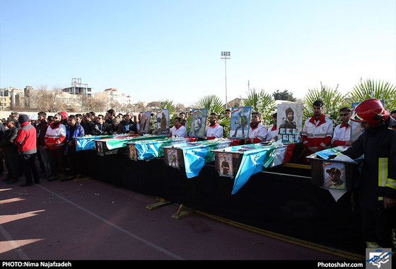 تشییع کوهنوردان خراسانی جان باخته‌ در بهمن اشترانکوه -2  / عکس:نیما نجف زاده / شهرآرا