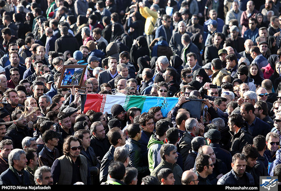 تشییع کوهنوردان خراسانی جان باخته‌ در بهمن اشترانکوه -2  / عکس:نیما نجف زاده / شهرآرا