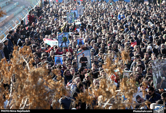 تشییع کوهنوردان خراسانی جان باخته‌ در بهمن اشترانکوه -2  / عکس:نیما نجف زاده / شهرآرا