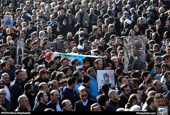 تشییع کوهنوردان خراسانی جان باخته‌ در بهمن اشترانکوه -2  / عکس:نیما نجف زاده / شهرآرا