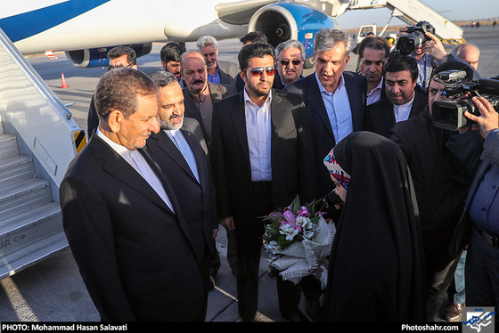 گزارش تصویری / ورود اسحاق جهانگیری معاون اول رئیس جمهور به مشهد / عکس : محمد حسن صلواتی /شهرآرا