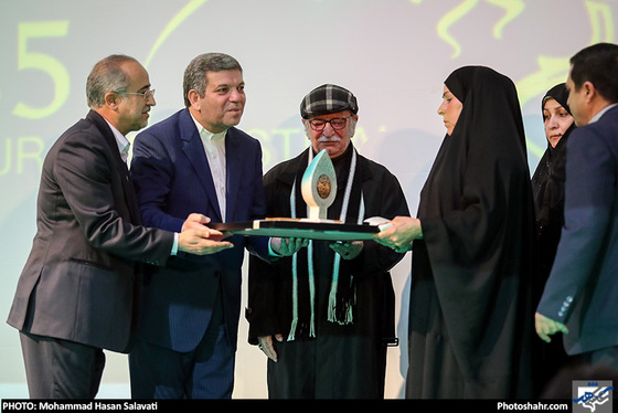 گزارش تصویری | اکران و تقدیر از عوامل فیلم «ماهورا» در جشنواره فیلم فجر مشهد | عکس: محمد حسن صلواتی/ شهرآرا