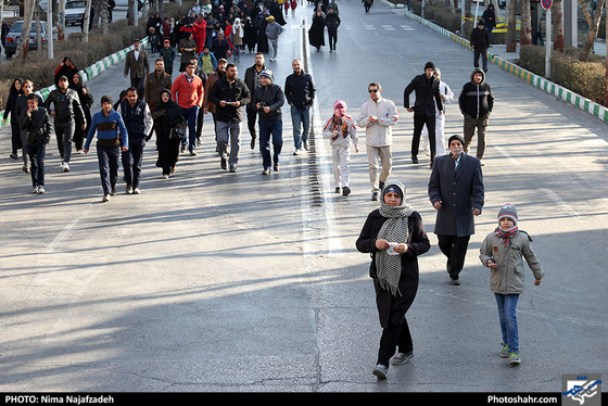 همایش بزرگ پیاده‌ روی خانوادگی در بوستان کوهسنگی / عکس: نیما نجف زاده / شهرآرا