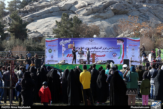 همایش بزرگ پیاده‌ روی خانوادگی در بوستان کوهسنگی / عکس: نیما نجف زاده / شهرآرا