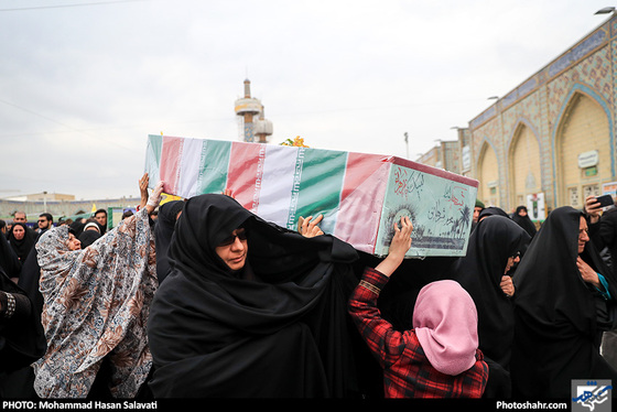 اجتماع عظیم عزاداران فاطمی و تشییع شهدای گمنام و مدافع حرم -2 / عکس:محمد حسن صلواتی / شهرآرا