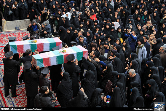 اجتماع عظیم عزاداران فاطمی و تشییع شهدای گمنام و مدافع حرم -2 / عکس:محمد حسن صلواتی / شهرآرا