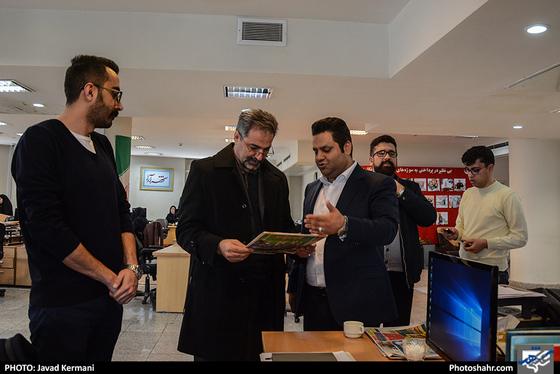 بازدید محمد حاجیان شهری عضو شورای شهر از موسسه فرهنگی شهرآرا / عکس: جواد کرمانی / شهرآرا