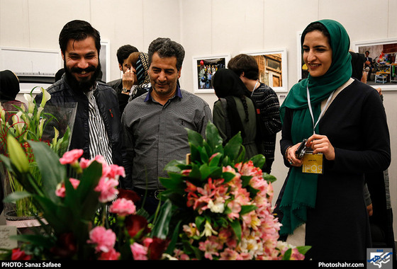 نمایشگاه گروهی عکس "خیابان" عکس: ساناز صفایی /شهرآرا  