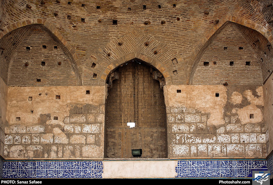 مصلی پایین خیابان / عکس: ساناز صفائی / شهرآرا