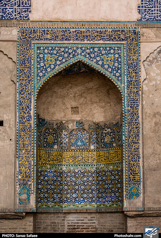 مصلی پایین خیابان / عکس: ساناز صفائی / شهرآرا