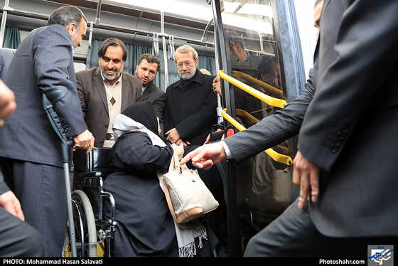 رونمایی از 210 دستگاه اتوبوس و مینی‌بوس جدید در مشهد با حضور رییس مجلس / عکس: محمد حسن صلواتی / شهرآرا