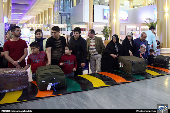 مسافران نوروزی در فرودگاه مشهد / عکس: نیما نجف زاده / شهرآرا