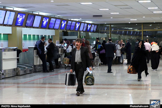 مسافران نوروزی در فرودگاه مشهد / عکس: نیما نجف زاده / شهرآرا