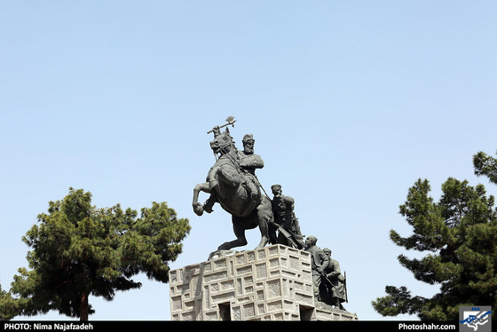 آرامگاه نادرشاه افشار / عکس: نیما نجف زاده / شهرآرا