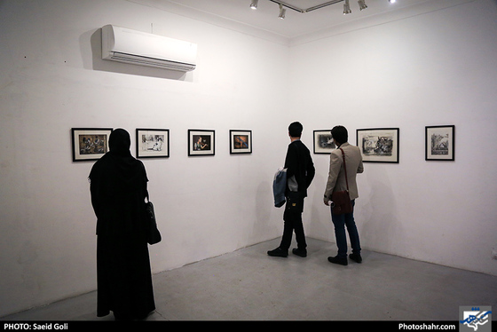 نمایشگاه نقاشی های رضاجنگی با موضوع "پرندگی" درگالری آرتین/ عکس: سعید گلی / شهرآرا