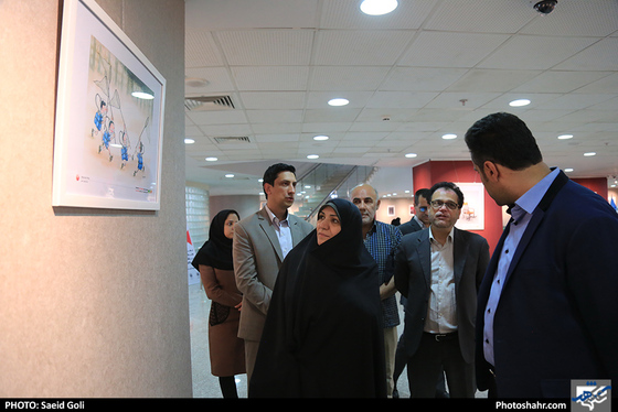  افتتاح نمایشگاه آثار منتخب نخستین جشنواره جهانی کاریکاتور جامعه ایمن / عکس: سعیدگلی / شهرآرا