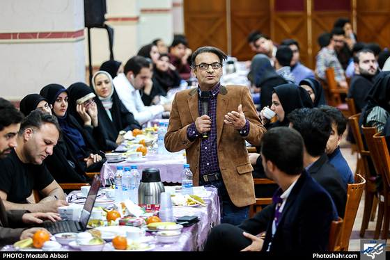نشست هم اندیشی دبیران سازمان های مردم نهاد جوانان و اعضا شورای شهر با حضور دکتر احمدی معاون وزیر ورزش و جوانان/ عکس: مصطفی عباسی/ شهرآرا
