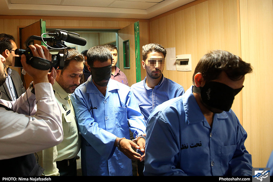 دستگیری عوامل تیراندازی و قتل 2 جوان درمشهد / عکس: نیما نجف زاده / شهرآرا