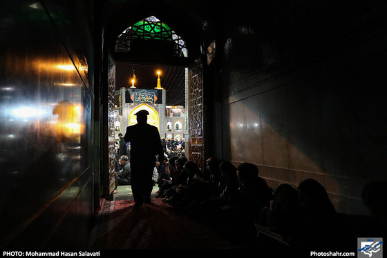 مراسم شب بیست‌ویکم ماه مبارک رمضان در حرم امام رضا (ع) / عکس: محمدحسن صلواتی / شهرآرا