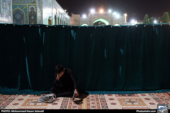 مراسم شب بیست‌ویکم ماه مبارک رمضان در حرم امام رضا (ع) / عکس: محمدحسن صلواتی / شهرآرا