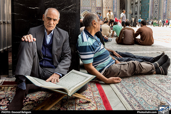 مراسم معنوی اعتکاف در حرم مطهر رضوی / عکس: داود بهگام / شهرآرا