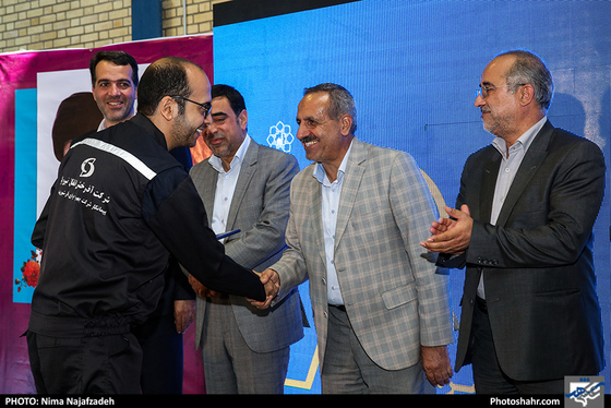 آیین رونمایی از تعمیراساسی ناوگان خط یک قطارشهری مشهد / عکس: نیما نجف زاده / شهرآرا