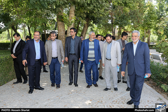 بازدید جمعی از مدیران رسانه های کشور از منطقه تاریخی توس / عکس: حسین شریعت / شهرآرا