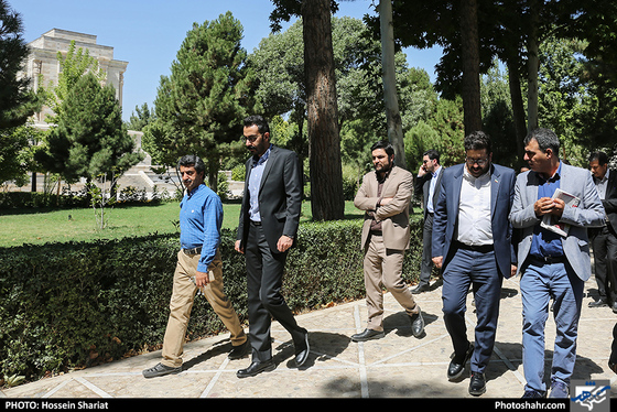 بازدید جمعی از مدیران رسانه های کشور از منطقه تاریخی توس / عکس: حسین شریعت / شهرآرا