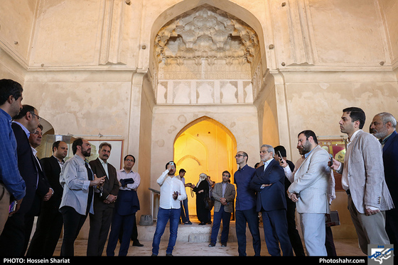 بازدید جمعی از مدیران رسانه های کشور از منطقه تاریخی توس / عکس: حسین شریعت / شهرآرا