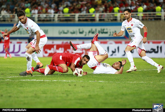 لیگ برتر فوتبال/مسابقه پدیده مشهد و پرسپولیس تهران 1/عکس: علی عبداللهی / شهرآرا