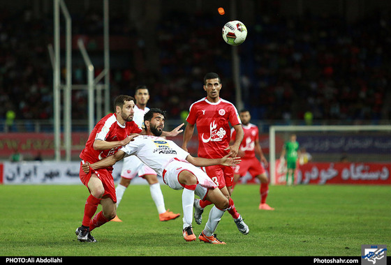 لیگ برتر فوتبال/مسابقه پدیده مشهد و پرسپولیس تهران 1/عکس: علی عبداللهی / شهرآرا
