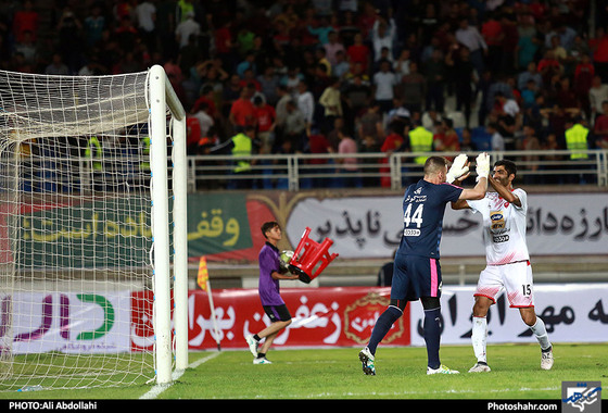 لیگ برتر فوتبال/مسابقه پدیده مشهد و پرسپولیس تهران 1/عکس: علی عبداللهی / شهرآرا