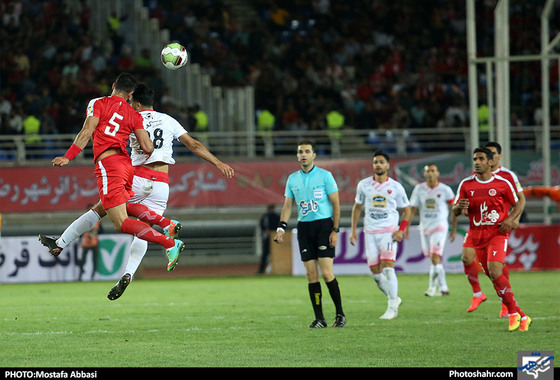 لیگ برتر فوتبال/مسابقه پدیده مشهد و پرسپولیس تهران 1/عکس: مصطفی عباسی / شهرآرا