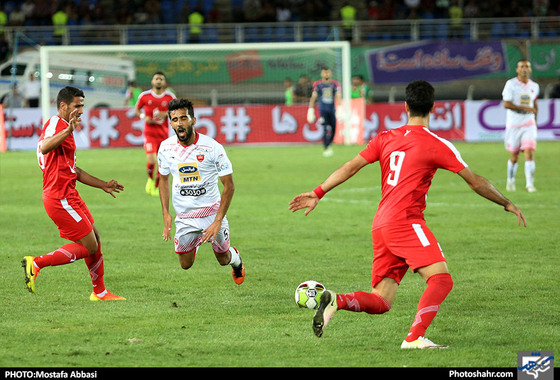 لیگ برتر فوتبال/مسابقه پدیده مشهد و پرسپولیس تهران 1/عکس: مصطفی عباسی / شهرآرا