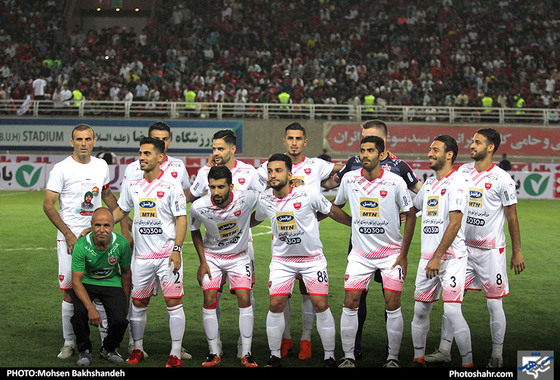 لیگ برتر فوتبال/مسابقه پدیده مشهد و پرسپولیس تهران 2 / عکس: محسن بخشنده / شهرآرا 
