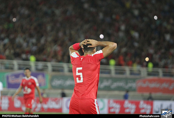 لیگ برتر فوتبال/مسابقه پدیده مشهد و پرسپولیس تهران 2 / عکس: محسن بخشنده / شهرآرا 